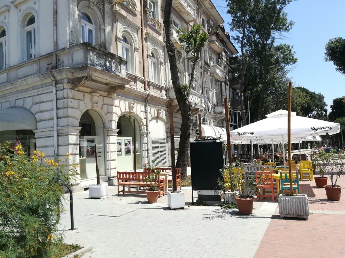 Zhakler - Top Center Apartment Opposite Starbucks Варна Экстерьер фото